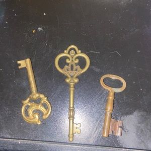 Bronze keys